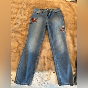 Talbots size 8 slim ankle embroidered jeans